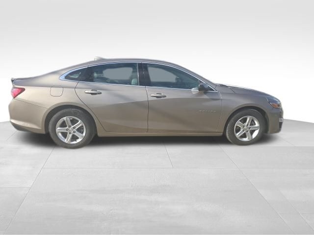 Chevrolet Malibu  2022