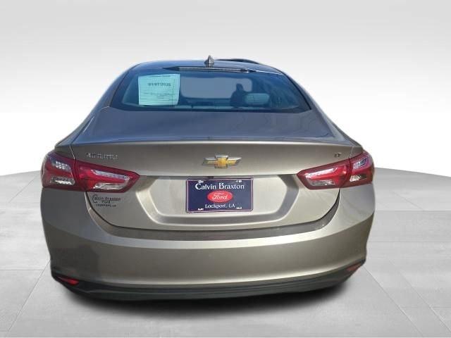 Chevrolet Malibu  2022