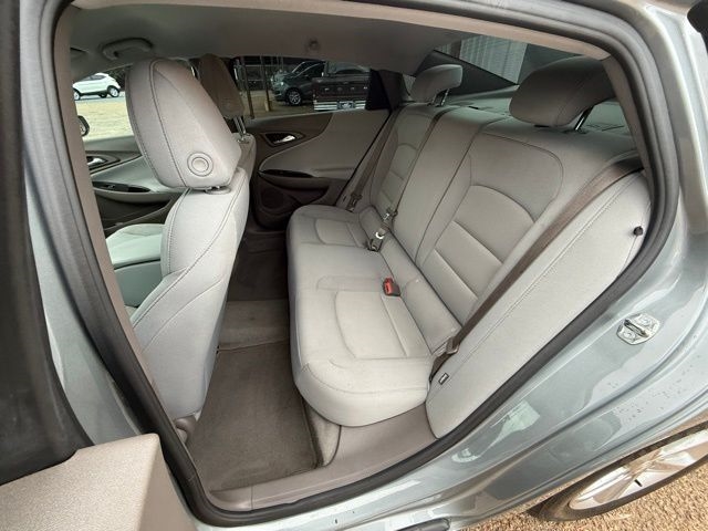 Chevrolet Malibu  2023