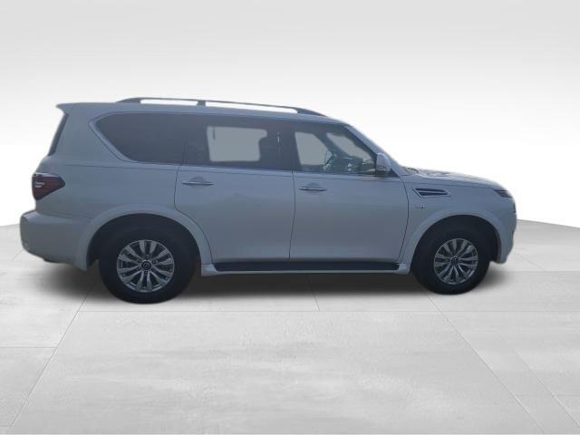 Nissan Armada  2021