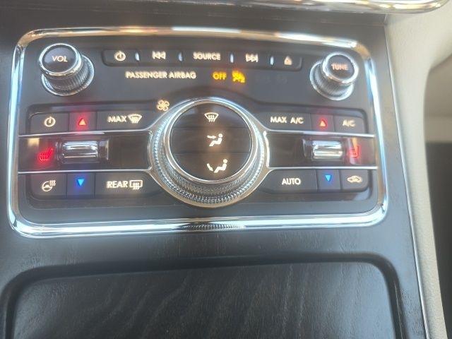 Lincoln Continental  2017