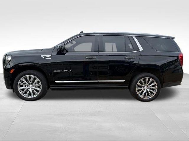 GMC Yukon  2021