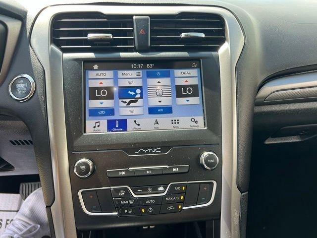 Ford Fusion SE FWD 2019