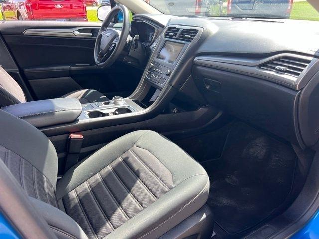Ford Fusion SE FWD 2019