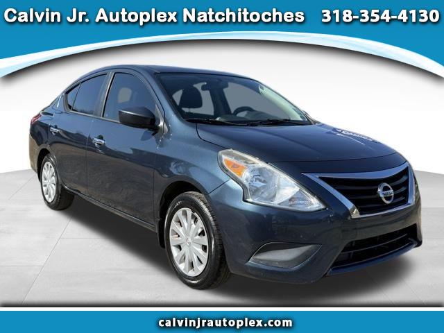 Nissan Versa  2015