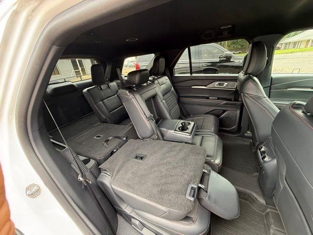 Ford Explorer  2025