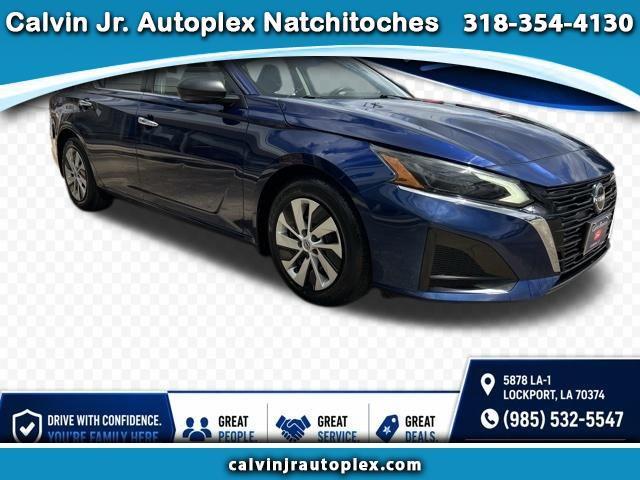 Nissan Altima  2024