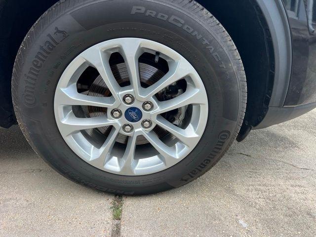 Ford Escape  2022