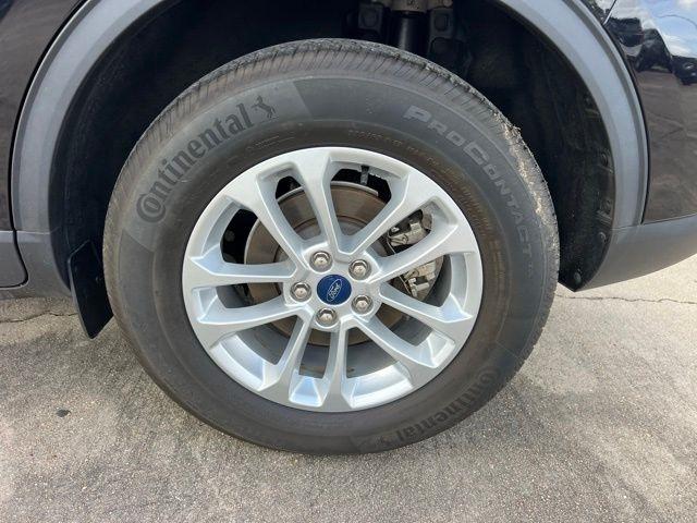 Ford Escape  2022
