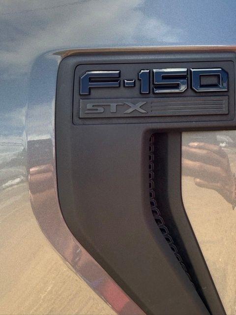 Ford F-150  2023