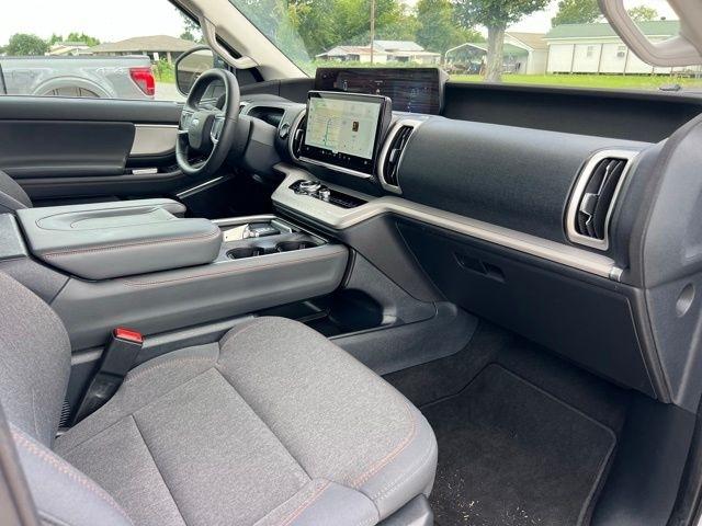 Ford Expedition Active 4x4 2025