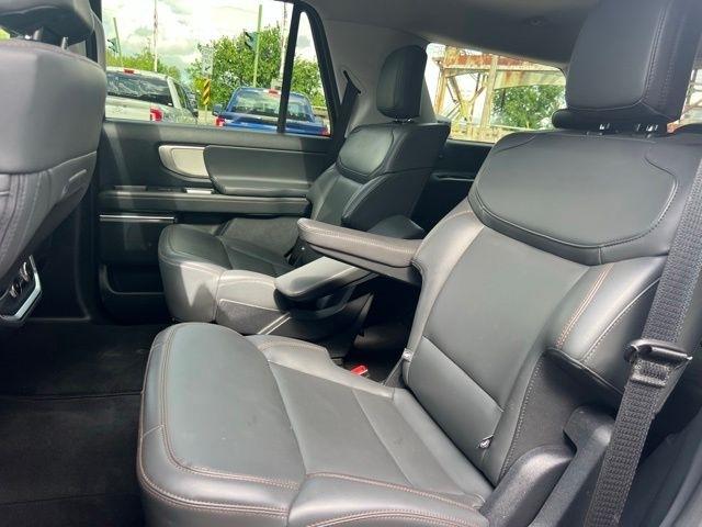 Ford Expedition  2025