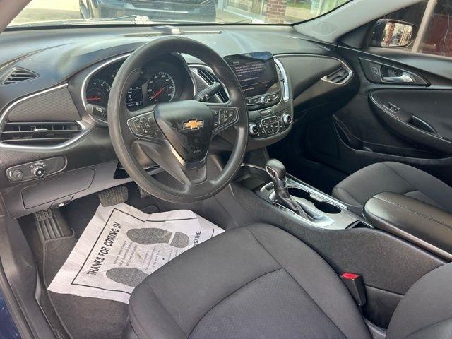 Chevrolet Malibu  2021