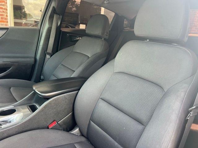 Chevrolet Malibu  2021