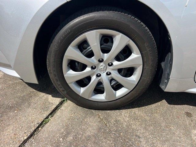 Toyota Corolla LE CVT (Natl) 2024
