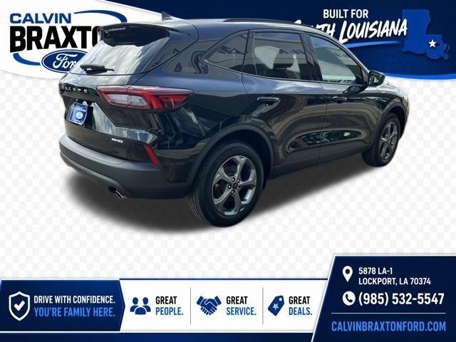 Ford Escape  2025