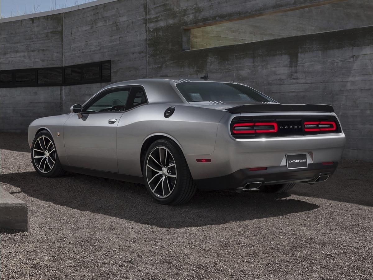Dodge Challenger  2016