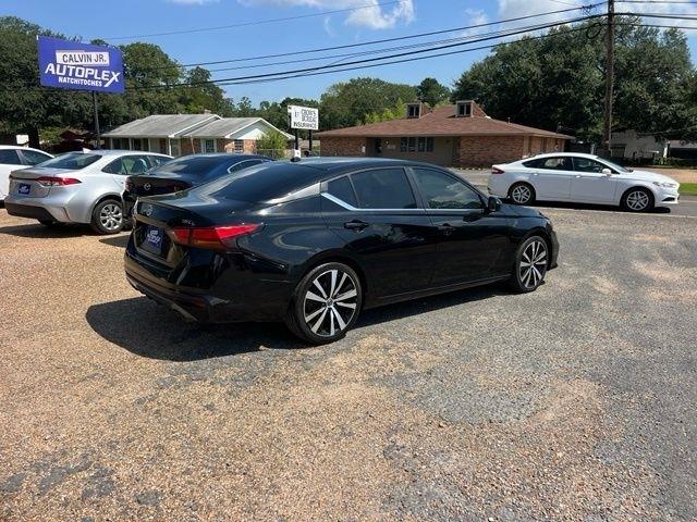 Nissan Altima 2.5 SR Sedan 2019