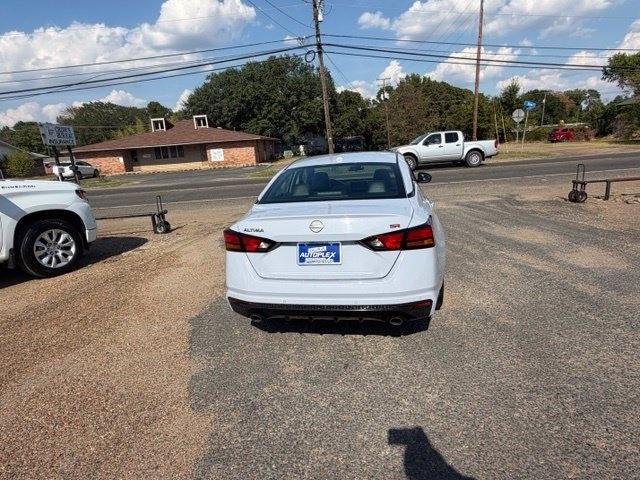Nissan Altima 2.5 SR Sedan 2023