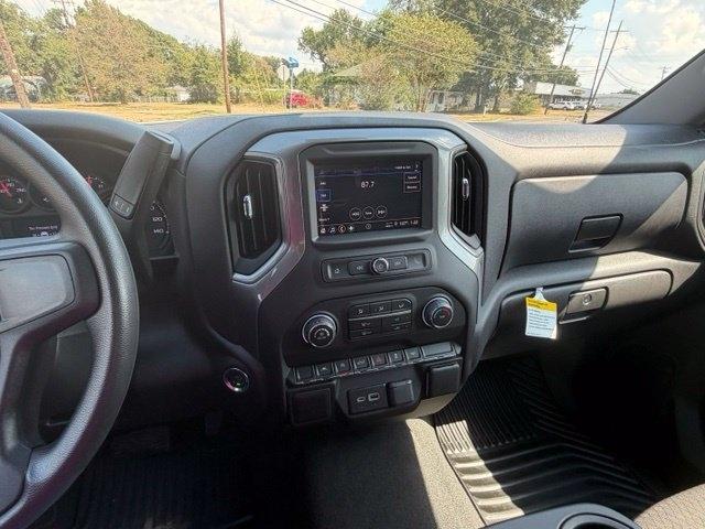Chevrolet Silverado 1500 2WD Crew Cab 147" Custom 2026
