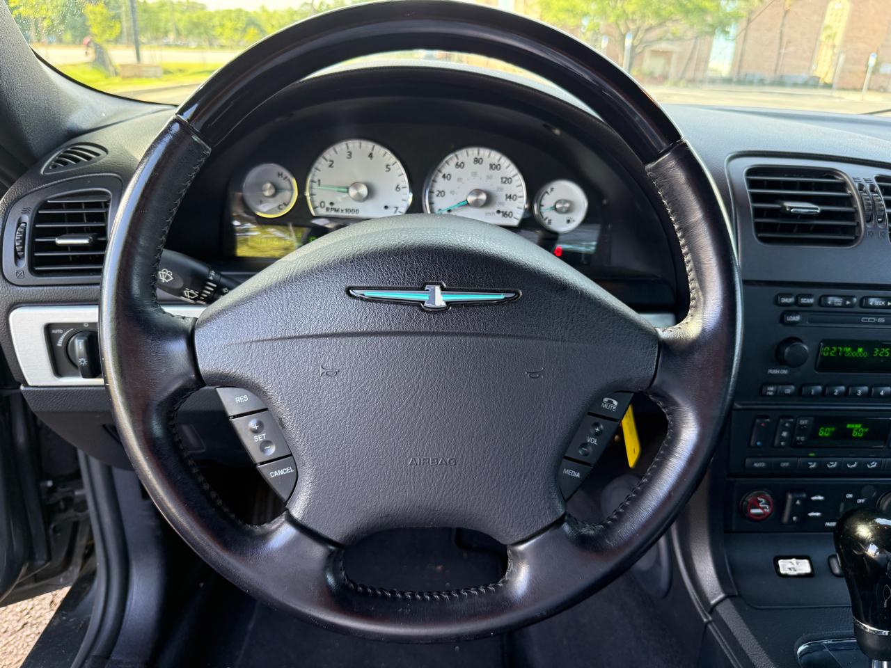 Ford Thunderbird Premium with removable top 2003