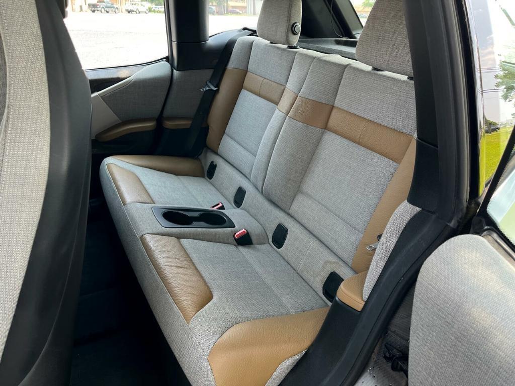 BMW i3  2014