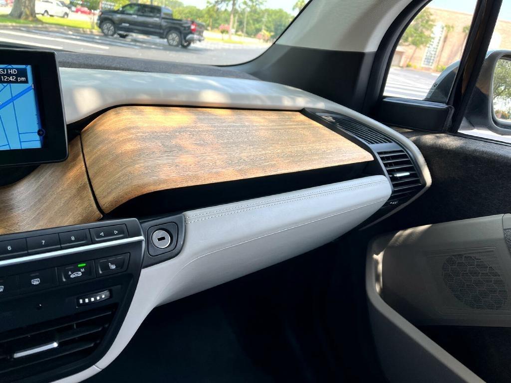 BMW i3  2014