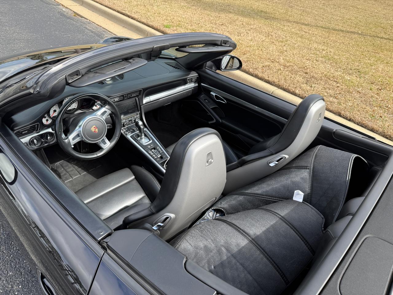 Porsche 911 Carrera S Cabriolet 2015