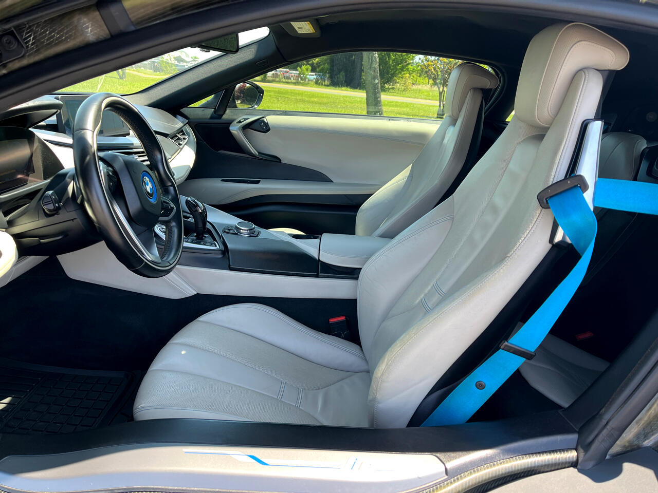 BMW i8 2D Coupe 2015