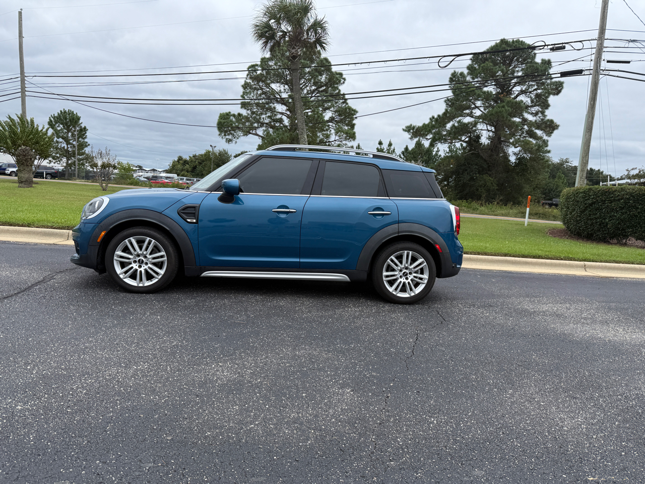 MINI Countryman Oxford Edition FWD 2020 MINI Countryman Oxford Edition FWD 2020
