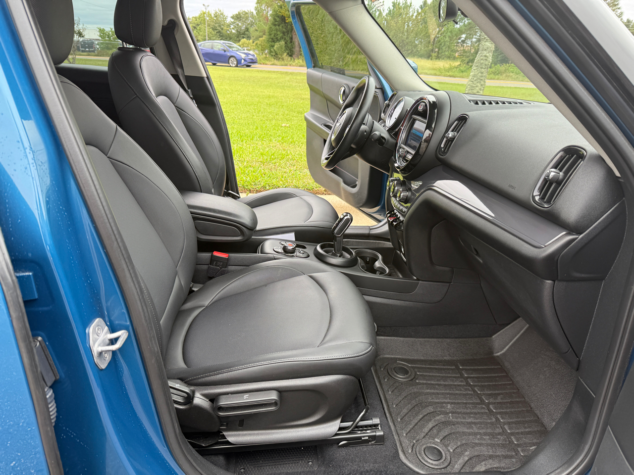 MINI Countryman Oxford Edition FWD 2020 MINI Countryman Oxford Edition FWD 2020