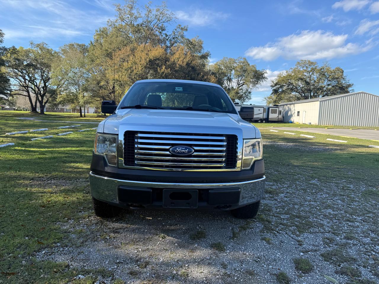 Ford F-150 Supercab 139" 4WD XL 2009