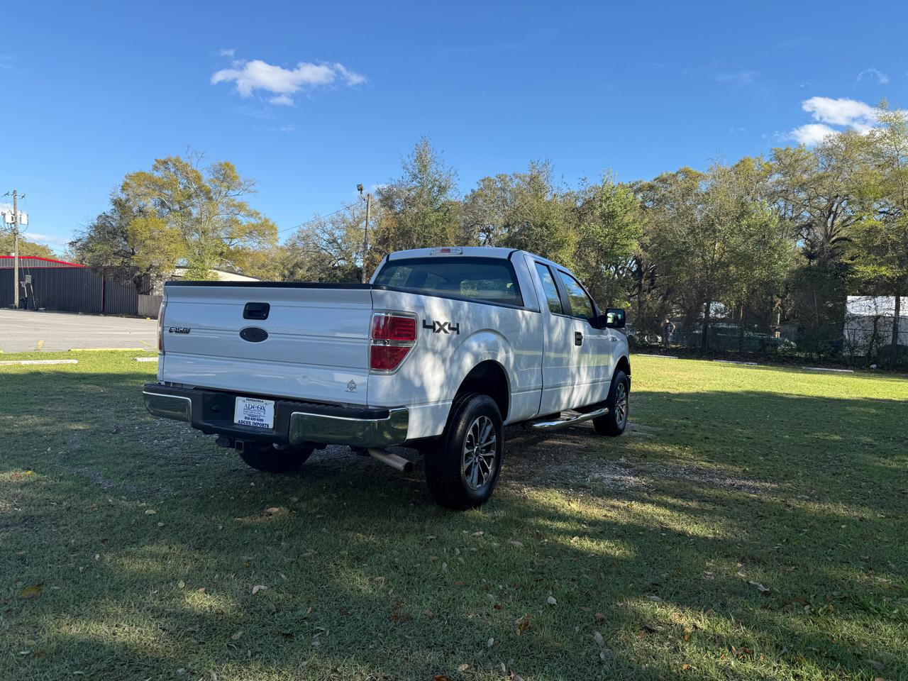 Ford F-150 Supercab 139" 4WD XL 2009