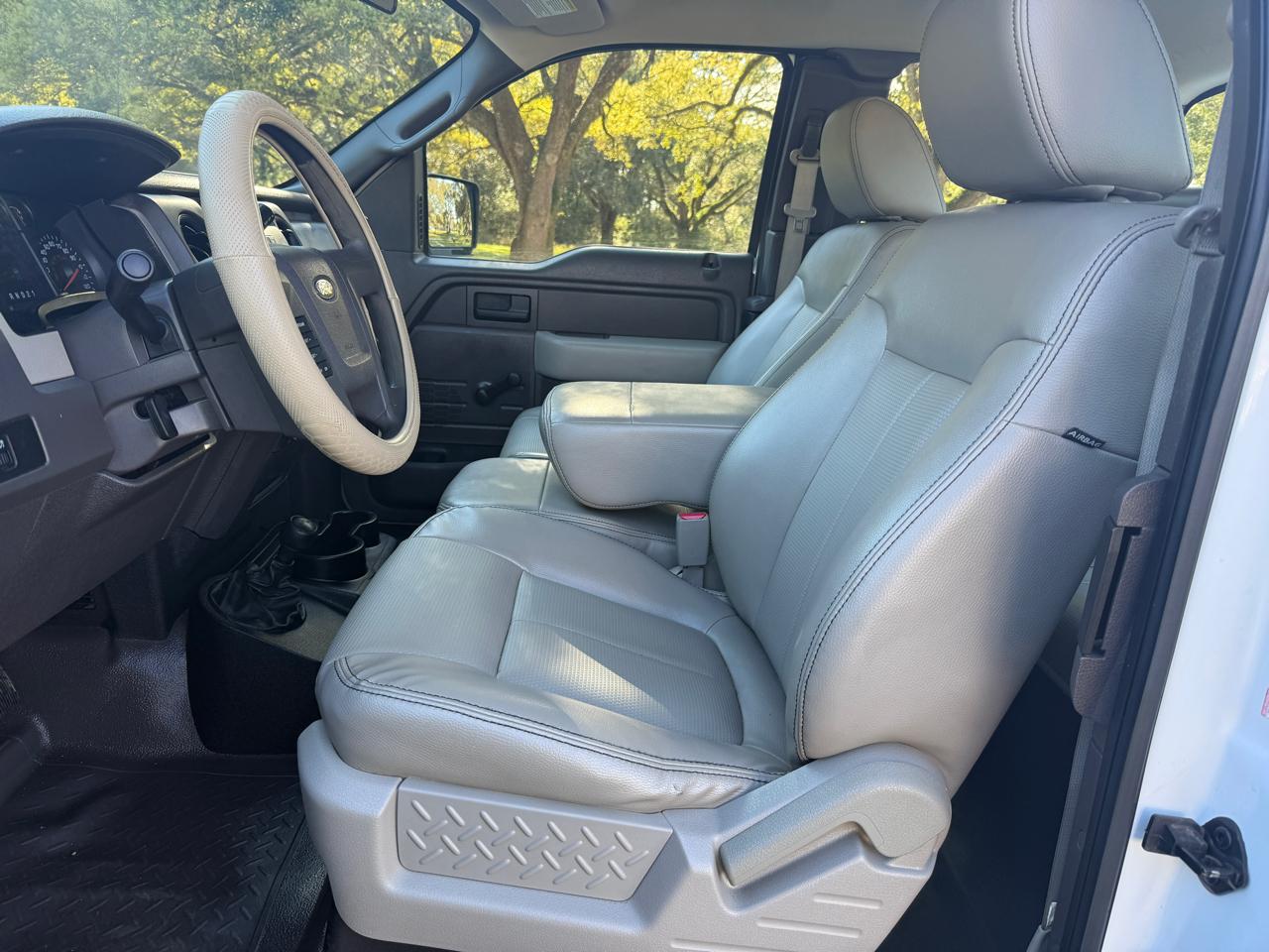 Ford F-150 Supercab 139" 4WD XL 2009