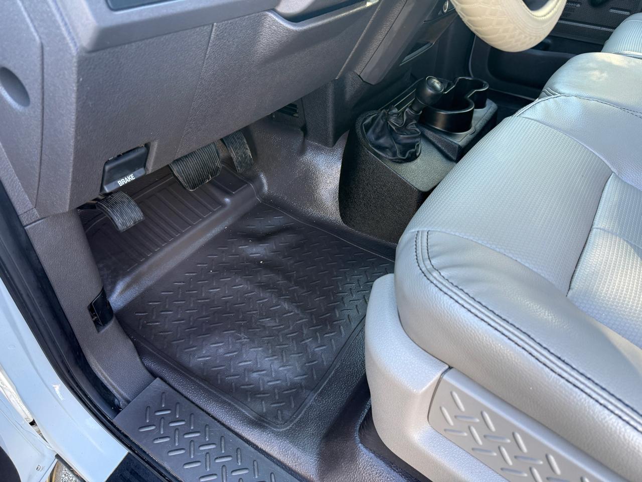 Ford F-150 Supercab 139" 4WD XL 2009