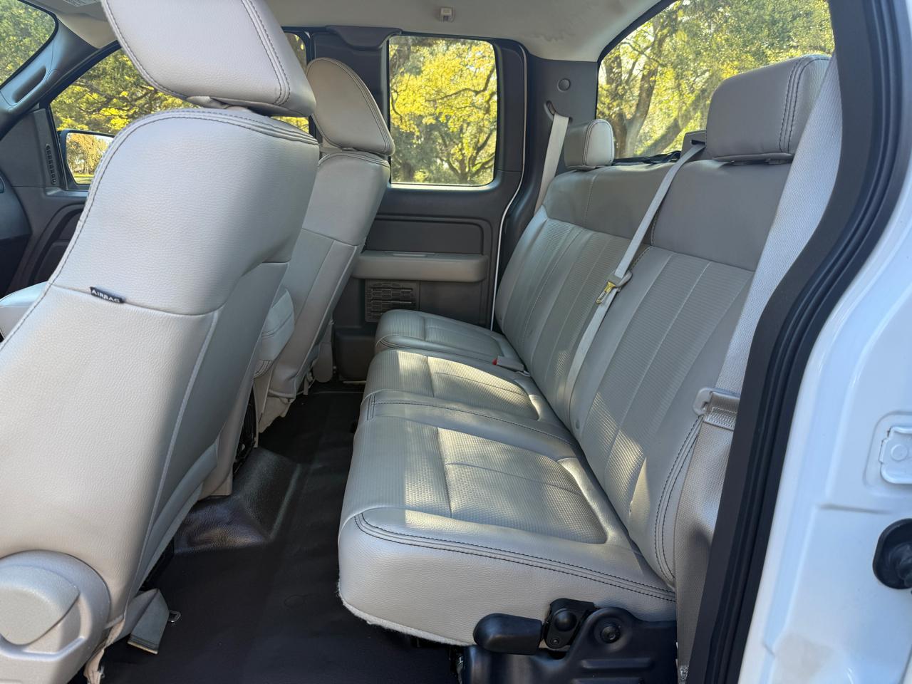 Ford F-150 Supercab 139" 4WD XL 2009