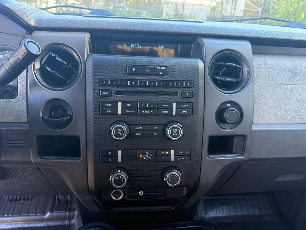 Ford F-150 Supercab 139" 4WD XL 2009