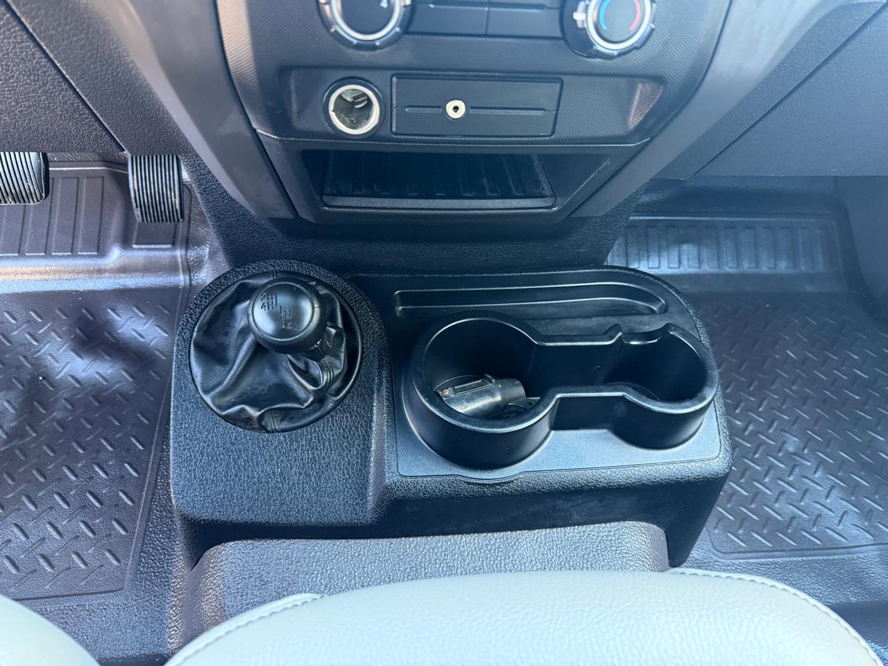 Ford F-150 Supercab 139" 4WD XL 2009