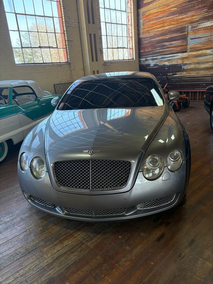 Bentley Continental GT Coupe 2005