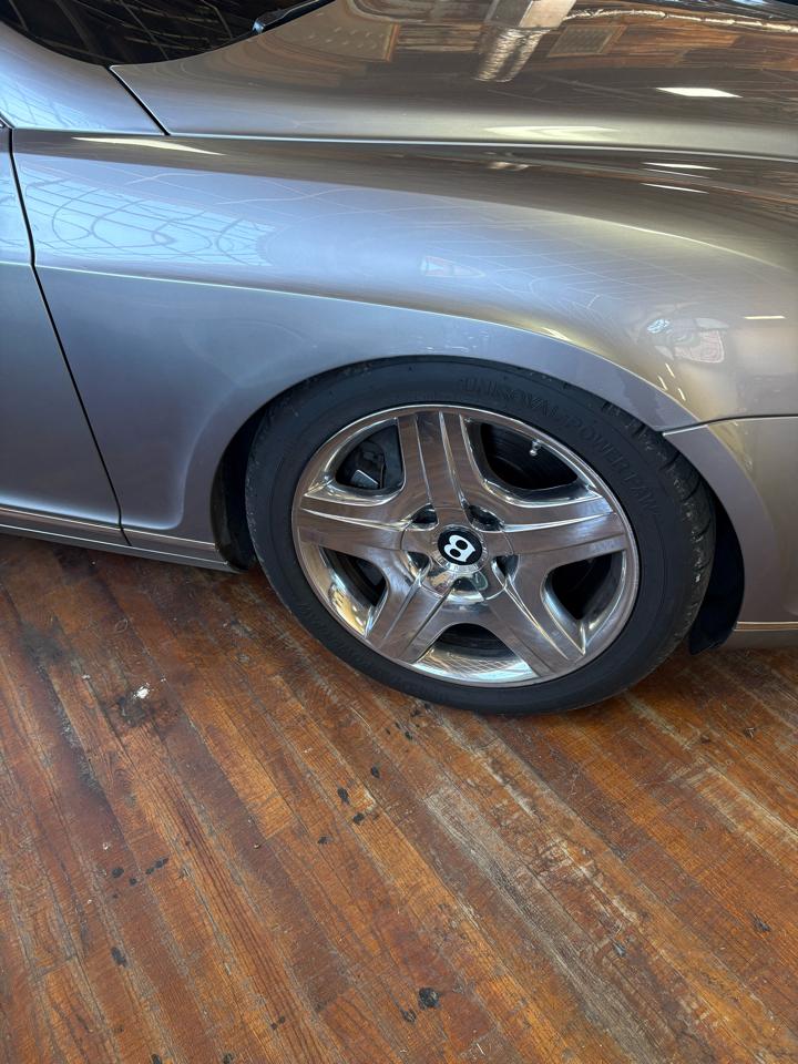 Bentley Continental GT Coupe 2005