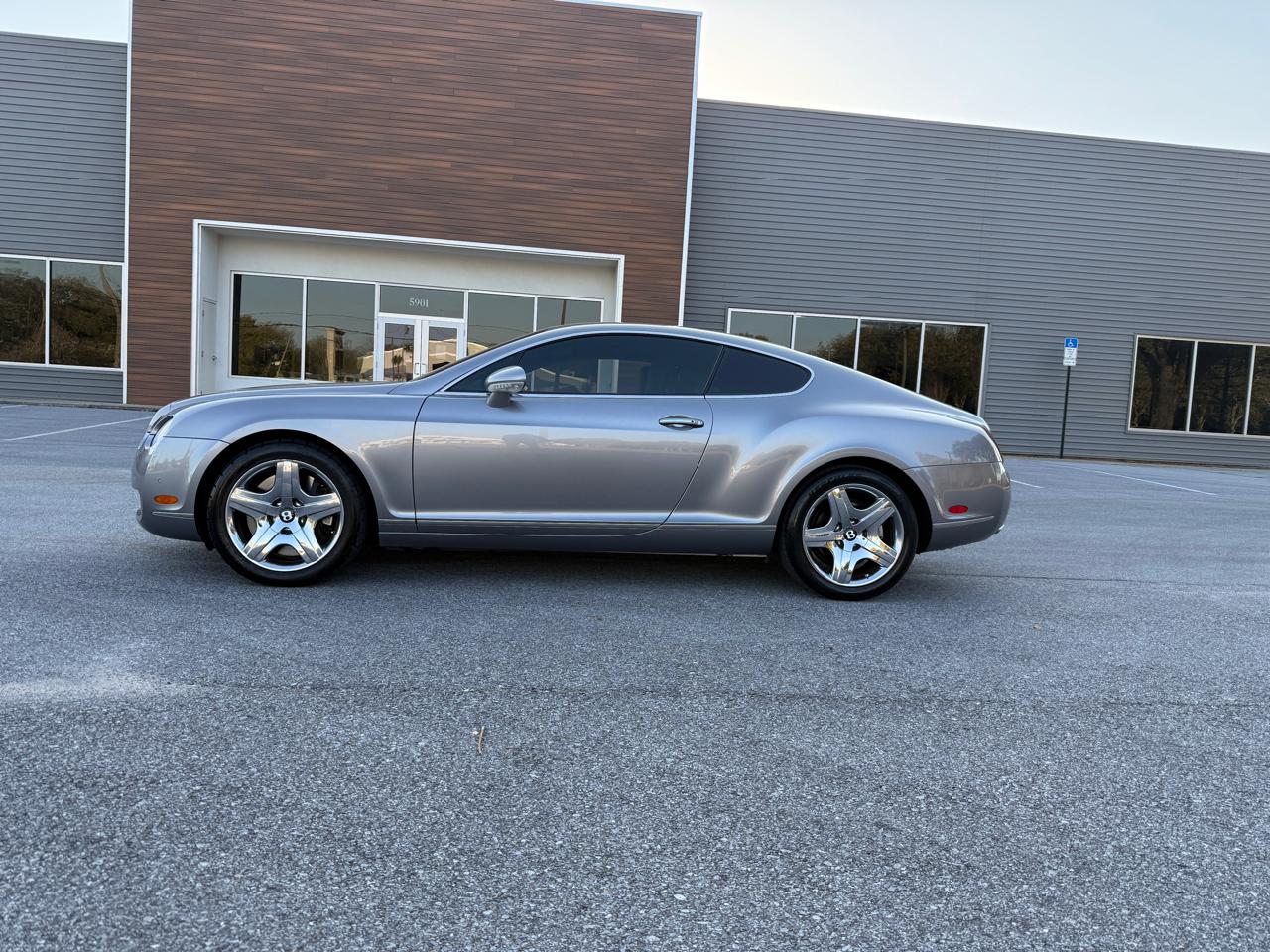 Bentley Continental GT Coupe 2005