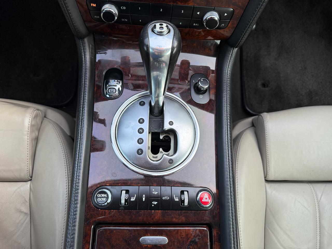 Bentley Continental GT Coupe 2005