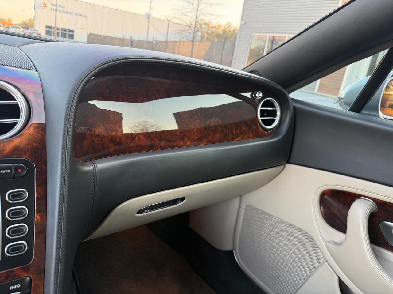 Bentley Continental GT Coupe 2005