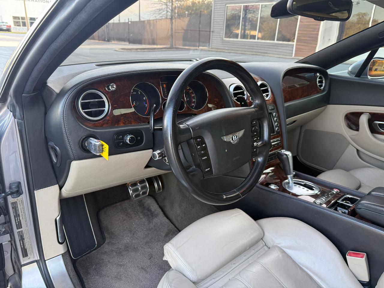 Bentley Continental GT Coupe 2005