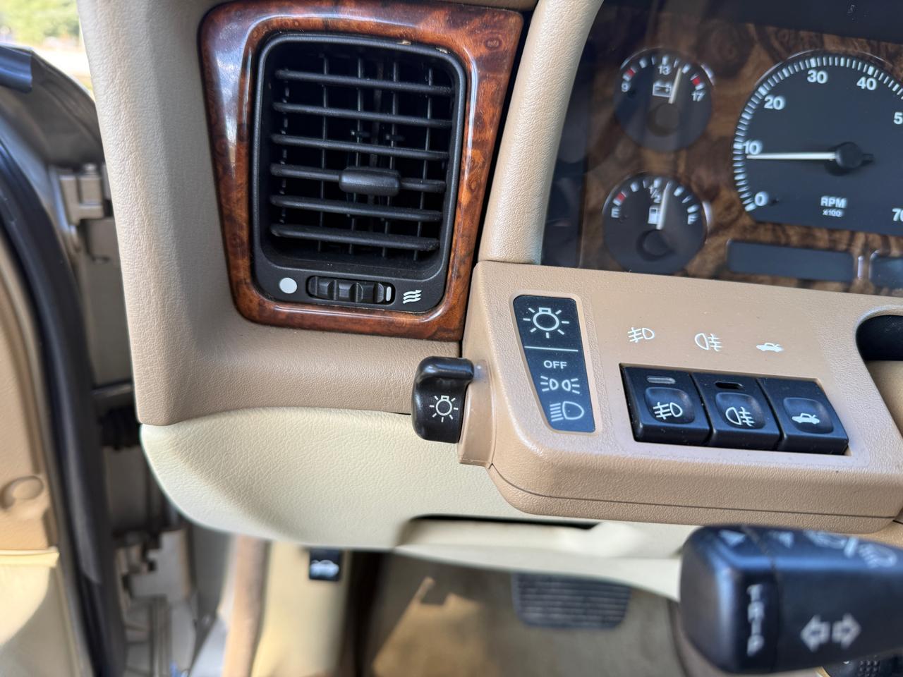 Jaguar XJ Sedan Vanden Plas 1997