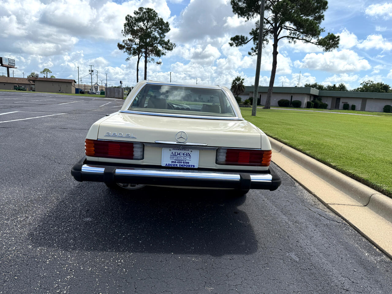 Mercedes-Benz 380 SL 1981 Mercedes-Benz 380 SL 1981