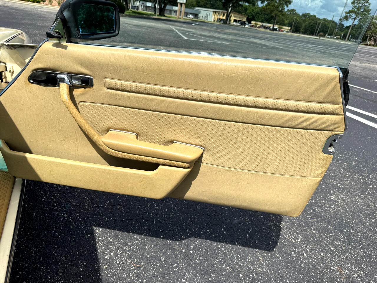 Mercedes-Benz 380 SL 1981 Mercedes-Benz 380 SL 1981