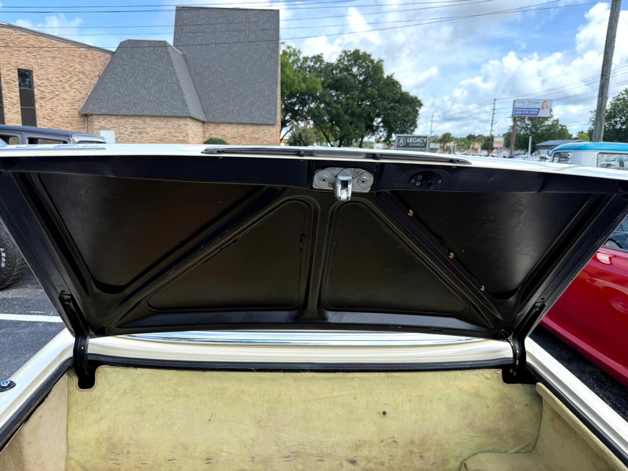 Mercedes-Benz 380 SL 1981 Mercedes-Benz 380 SL 1981