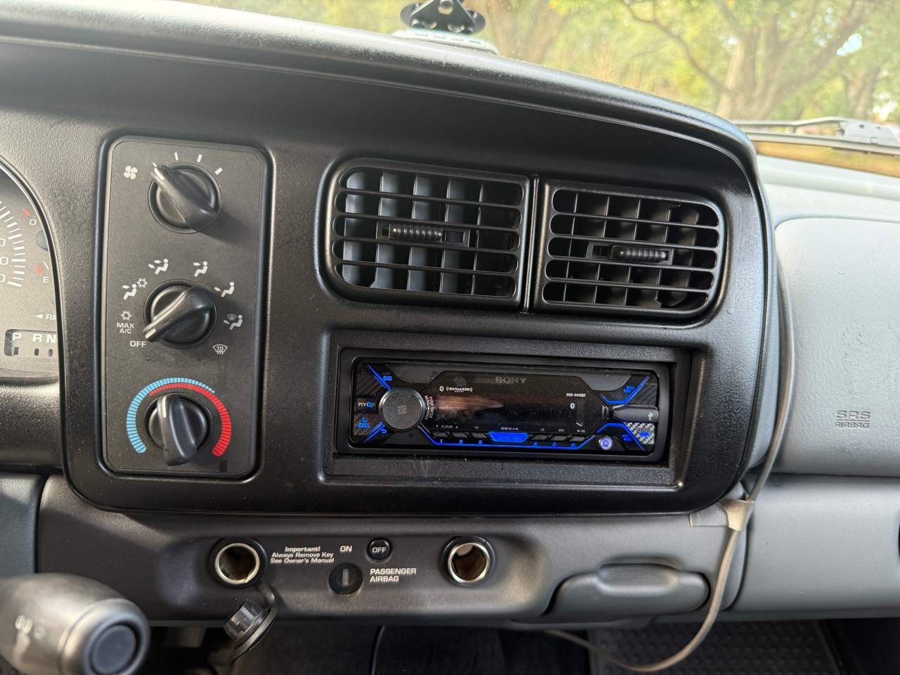 Dodge Dakota Club Cab 2WD 1999