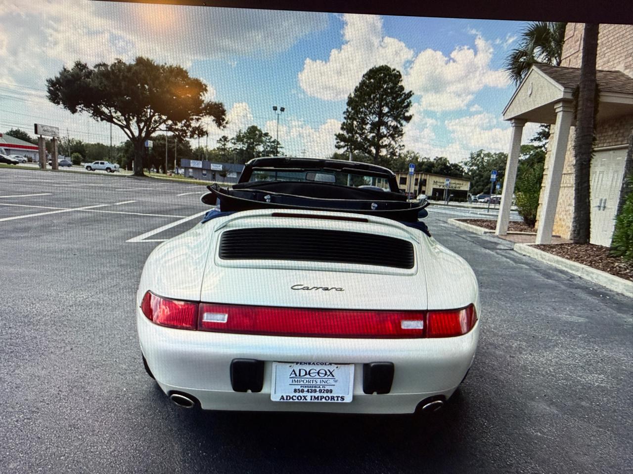 Porsche 911 Carrera Cabriolet 1995